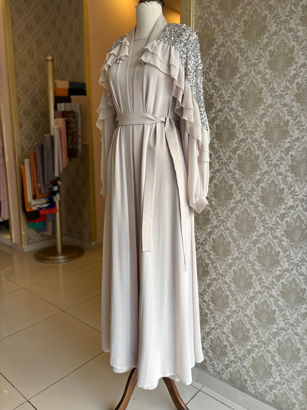 HEDDY ABAYA Arz-ı Endam