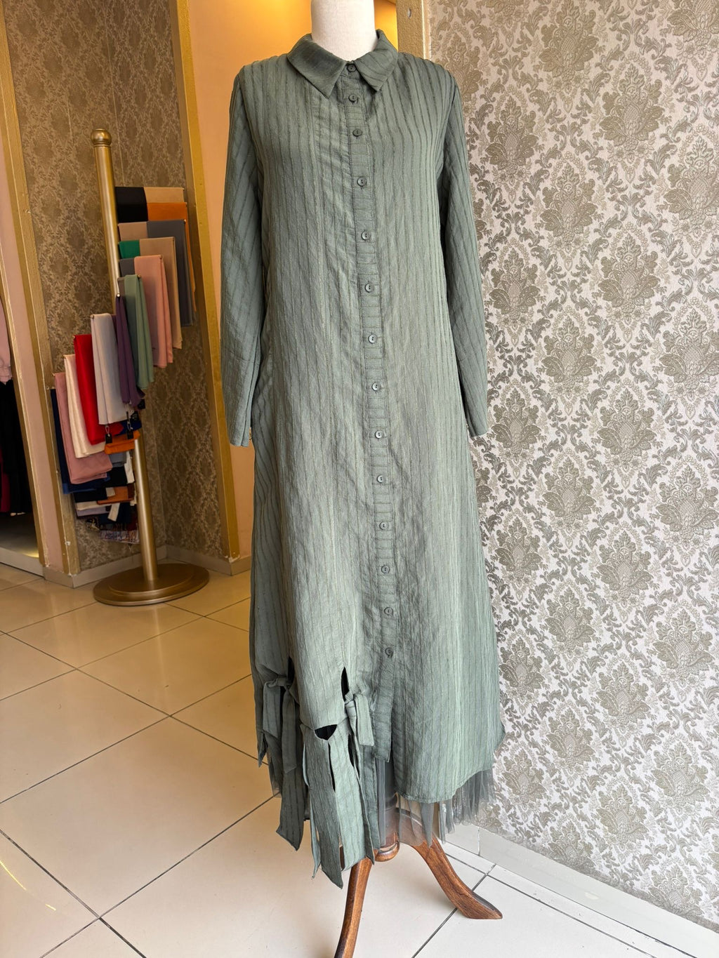 LISSMORE DÜĞMELİ ELBİSE Arz-ı Endam