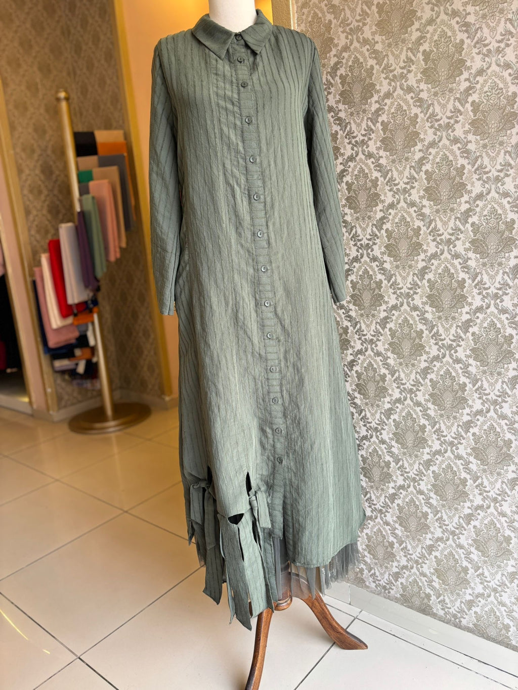 LISSMORE DÜĞMELİ ELBİSE Arz-ı Endam