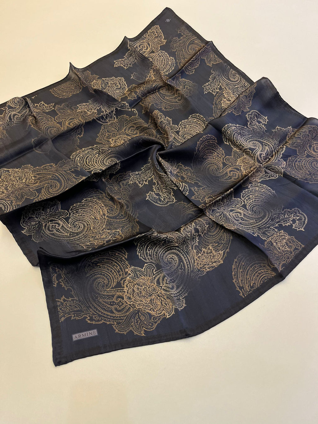 ARMİNE EŞARP Arz-ı Endam