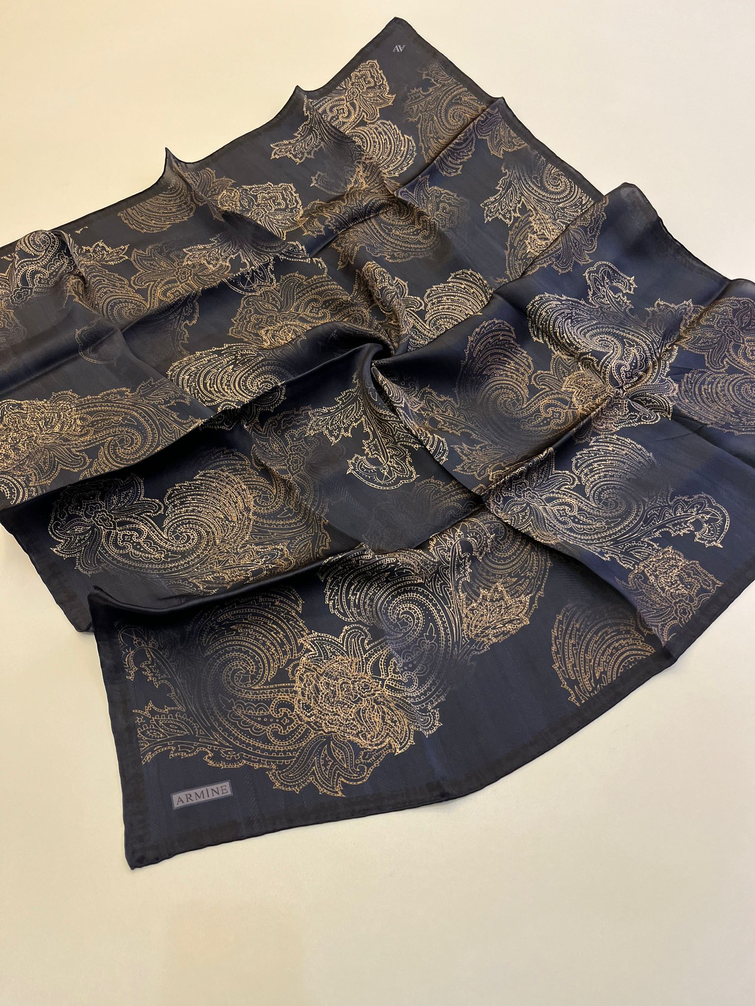 ARMİNE EŞARP Arz-ı Endam