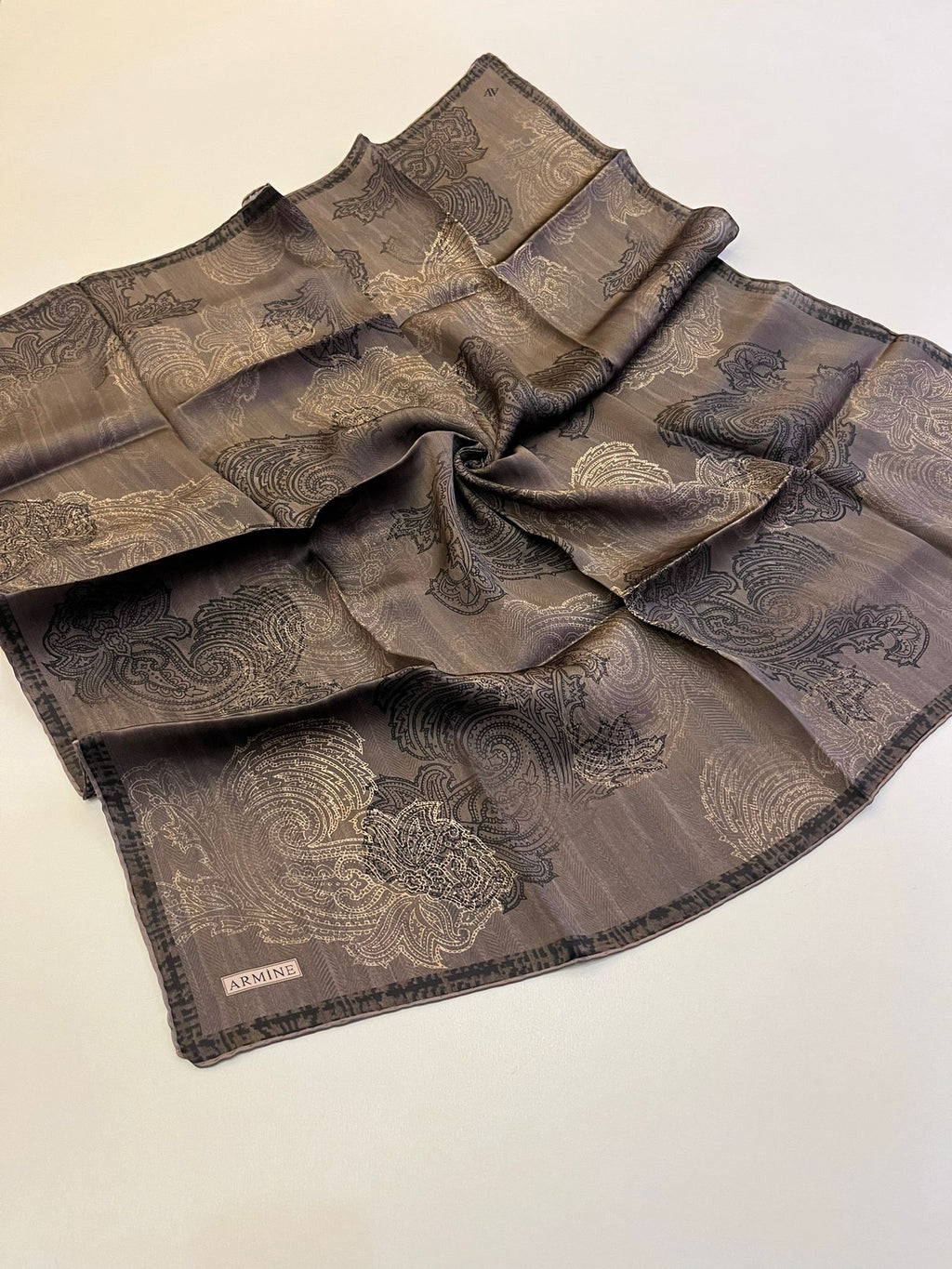 ARMİNE EŞARP Arz-ı Endam